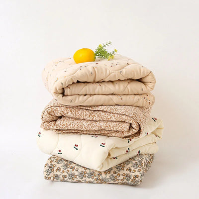 Cozy Baby Quilt: Winter Warmth - Baby Clothing - rose - 85 100cm - Image 1 | Buy on Aleezayn.com