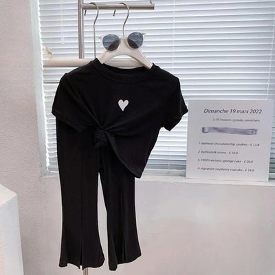 Kids' Heart Fashion Set: 2023 Korean Style - Kids Clothing - ER6408 - Size 130(6 Years) - Image 1 | Buy on Aleezayn.com